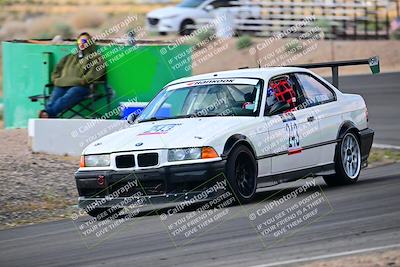 media/May-04-2025-Lucky Dog Racing (Sun) [[21629467aa]]/Turn 4 (10-1045am)/Front/